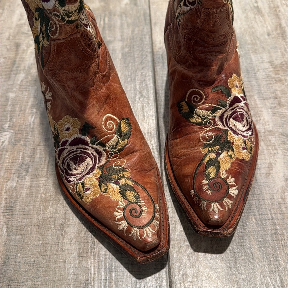 Macie Bean cowboy boots - Picture 3 of 7